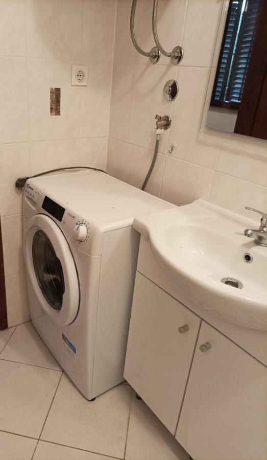 Apartment Kuki Пореч Екстер'єр фото